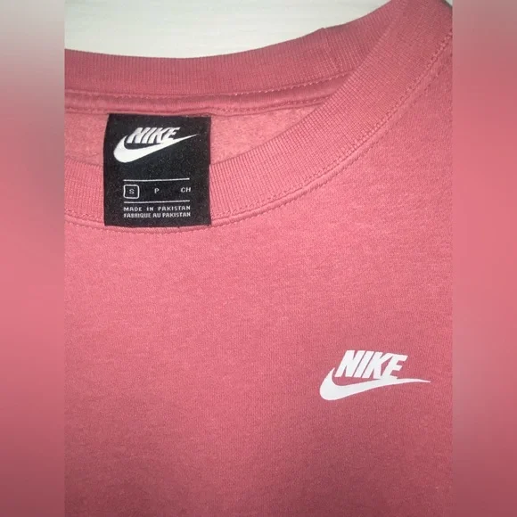 Nike Women's Pink High-Low Crewneck - Picture 2 of 3
